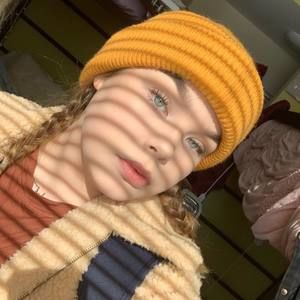 Meet your Posher, Angelina